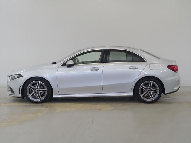 Aクラスセダン A180 スタイル セダン AMGライン レーダーセーフティパッケージ アドバンスドパッケージ ナビゲーションパッケージ Bluetooth接続 ETC LEDヘッドライト TV アイドリングストップ クルーズコントロール コネクテッド機能(5枚目)