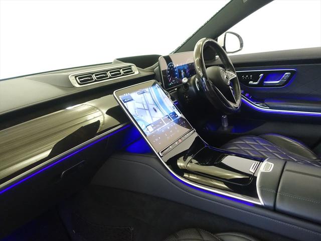Ｓクラス Ｓ５８０　４ＭＡＴＩＣ　ＡＭＧライン　リアコンフォートパッケージ　Ｂｌｕｅｔｏｏｔｈ接続　ＥＴＣ　ＬＥＤヘッドライト　ＴＶ　アイドリングストップ　クルーズコントロール　コネクテッド機能　サイドカメラ　サンルーフ・ガラスルーフ（19枚目）