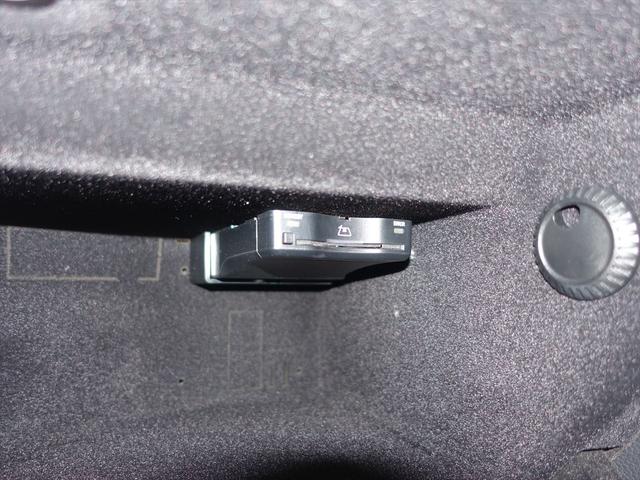 Ｓクラス Ｓ５８０　４ＭＡＴＩＣ　ＡＭＧライン　リアコンフォートパッケージ　Ｂｌｕｅｔｏｏｔｈ接続　ＥＴＣ　ＬＥＤヘッドライト　ＴＶ　アイドリングストップ　クルーズコントロール　コネクテッド機能　サイドカメラ　サンルーフ・ガラスルーフ（21枚目）