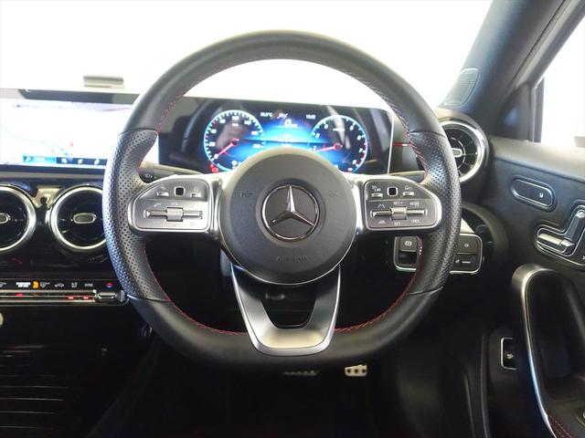 Ａクラスセダン Ａ１８０　スタイル　セダン　ＡＭＧライン　ナビゲーションパッケージ　Ｂｌｕｅｔｏｏｔｈ接続　ＥＴＣ　ＬＥＤヘッドライト　ＴＶ　アイドリングストップ　クルーズコントロール　コネクテッド機能　シートヒーター　トランクスルー　ナビ　バックモニター（16枚目）