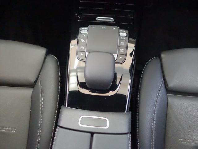 ＣＬＡクラス ＣＬＡ２００　ｄ　ＡＭＧライン　ＡＭＧレザーエクスクルーシブパッケージ　レーダーセーフティパッケージ　アドバンスドパッケージ　ナビゲーションパッケージ　Ｂｌｕｅｔｏｏｔｈ接続　ＥＴＣ　ＬＥＤヘッドライト　ＴＶ　アイドリングストップ（16枚目）