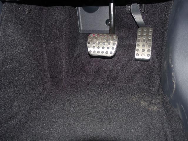 ＧＬＢ ＧＬＢ２００　ｄ　４ＭＡＴＩＣ　ＡＭＧラインパッケージ　ＡＭＧレザーエクスクルーシブパッケージ　アドバンスドパッケージ　３列シート　Ｂｌｕｅｔｏｏｔｈ接続　ＥＴＣ　ＬＥＤヘッドライト　ＴＶ　アイドリングストップ　クルーズコントロール（29枚目）