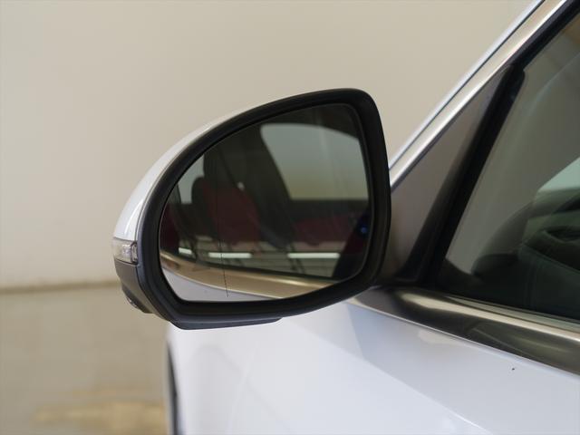 Ｃクラス Ｃ２００　アバンギャルド　ＡＭＧラインパッケージ　レザーエクスクルーシブパッケージ　ベーシックパッケージ　Ｂｌｕｅｔｏｏｔｈ接続　ＥＴＣ　ＬＥＤヘッドライト　ＴＶ　アイドリングストップ　クルーズコントロール　サイドカメラ（6枚目）