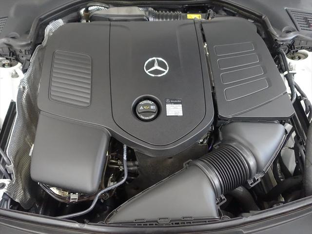 Cクラス C180 アバンギャルド ベーシックパッケージ Bluetooth接続 ETC LEDヘッドライト TV アイドリングストップ クルーズコントロール コネクテッド機能 サイドカメラ シートヒーター トランクスルー ナビ(9枚目)