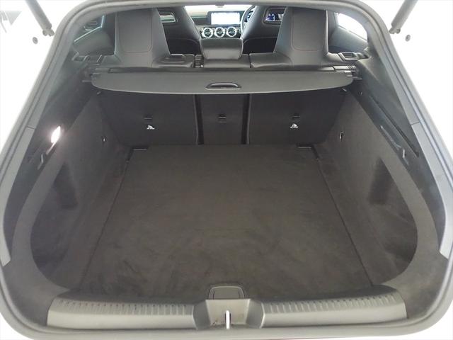 ＣＬＡクラス シューティングブレーク ＣＬＡ２００　ｄ　シューティングブレーク　ＡＭＧライン　アドバンスドパッケージ　Ｂｌｕｅｔｏｏｔｈ接続　ＥＴＣ　ＬＥＤヘッドライト　アイドリングストップ　クルーズコントロール　コネクテッド機能　サイドカメラ　サンルーフ・ガラスルーフ　シートヒーター（25枚目）