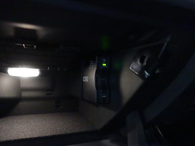 Ａクラスセダン Ａ２５０　４ＭＡＴＩＣ　セダン　ＡＭＧライン　レーダーセーフ　ティパッケージ・ナビゲーションパッケージ（24枚目）