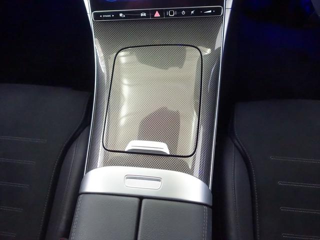 Ｃクラス Ｃ１８０　アバンギャルド　ＡＭＧラインパッケージ　ベーシックパッケージ　Ｂｌｕｅｔｏｏｔｈ接続　ＥＴＣ　ＬＥＤヘッドライト　ＴＶ　アイドリングストップ　クルーズコントロール　コネクテッド機能　サイドカメラ　シートヒーター（16枚目）