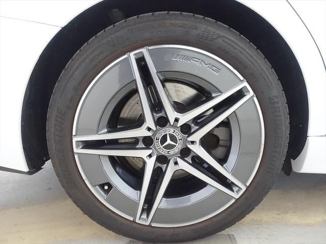 Ｃクラス Ｃ１８０　アバンギャルド　ＡＭＧラインパッケージ　ベーシックパッケージ　Ｂｌｕｅｔｏｏｔｈ接続　ＥＴＣ　ＬＥＤヘッドライト　ＴＶ　アイドリングストップ　クルーズコントロール　コネクテッド機能　サイドカメラ　シートヒーター（33枚目）