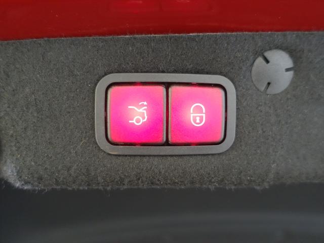 Cクラス C200 ローレウスエディション スポーツプラスパッケージ Bluetooth接続 ETC LEDヘッドライト TV アイドリングストップ クルーズコントロール コネクテッド機能 シートヒーター トランクスルー ナビ バックモニター(25枚目)