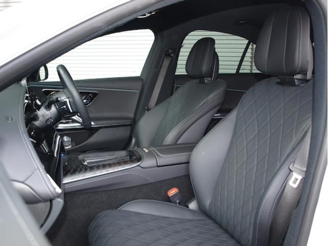 Ｅクラス Ｅ２２０　ｄ　アバンギャルド　ＡＭＧラインパッケージ・レザー　エクスクルーシブパッケージ・アドバンスドパッケージ・デジタルインテリアパッケージ（14枚目）
