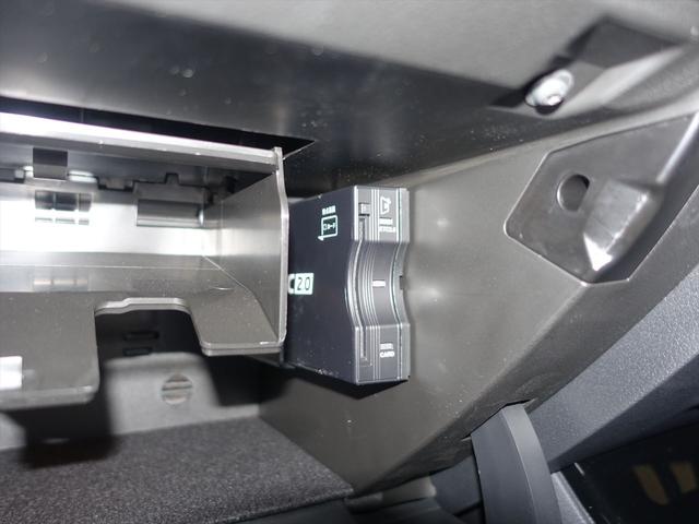 ＣＬＡクラス ＣＬＡ１８０　ＡＭＧラインパッケージ　Ｂｌｕｅｔｏｏｔｈ接続　ＥＴＣ　ＬＥＤヘッドライト　ＴＶ　アイドリングストップ　クルーズコントロール　コネクテッド機能　サイドカメラ　シートヒーター　トランクスルー　ナビ（21枚目）