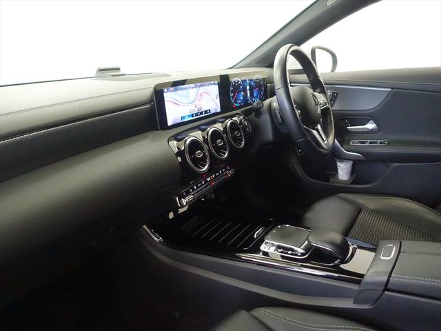 ＣＬＡクラス シューティングブレーク ＣＬＡ２５０　４ＭＡＴＩＣ　シューティングブレーク　レーダーセーフティパッケージ　アドバンスドパッケージ　ナビゲーションパッケージ　Ｂｌｕｅｔｏｏｔｈ接続　ＥＴＣ　ＬＥＤヘッドライト　ＴＶ　アイドリングストップ　クルーズコントロール　コネクテッド機能（19枚目）