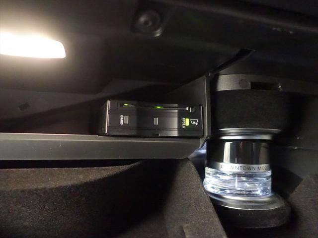 ＥＱＣ ＥＱＣ４００　４ＭＡＴＩＣ　ＡＭＧライン　Ｂｌｕｅｔｏｏｔｈ接続　ＥＴＣ　ＬＥＤヘッドライト　ＴＶ　クルーズコントロール　サイドカメラ　シートヒーター　トランクスルー　ナビ　バックモニター　パワーシート　フロアマット　フロントカメラ（21枚目）