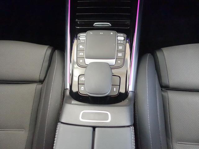 GLAクラス GLA35 4MATIC AMGパフォーマンスパッケージ AMGアドバンスドパッケージ Bluetooth接続 ETC LEDヘッドライト TV アイドリングストップ クルーズコントロール コネクテッド機能 サイドカメラ(16枚目)