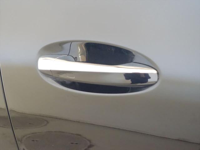 GLAクラス GLA35 4MATIC AMGパフォーマンスパッケージ AMGアドバンスドパッケージ Bluetooth接続 ETC LEDヘッドライト TV アイドリングストップ クルーズコントロール コネクテッド機能 サイドカメラ(27枚目)