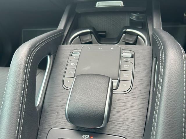 GLE GLE450 d 4MATIC スポーツ 3列シート Bluetooth接続 ETC LEDヘッドライト TV アイドリングストップ クルーズコントロール コネクテッド機能 サイドカメラ サンルーフ・ガラスルーフ シートエアコン(24枚目)