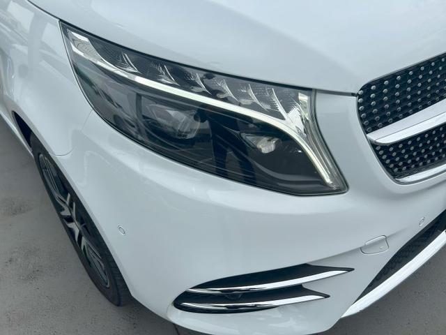 Ｖクラス Ｖ２２０　ｄ　アバンギャルド　ロング　ＡＭＧラインパッケージ　エクスクルーシブシートパッケージ　３列シート　Ｂｌｕｅｔｏｏｔｈ接続　ＥＴＣ　ＬＥＤヘッドライト　ＴＶ　アイドリングストップ　オットマン　クルーズコントロール　コネクテッド機能（7枚目）