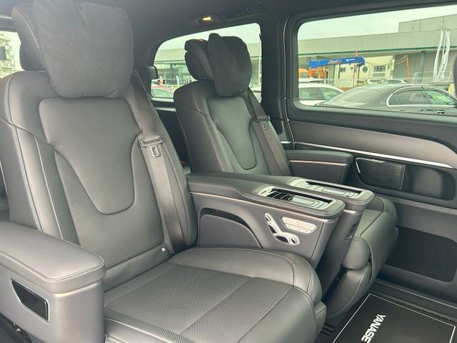 Ｖクラス Ｖ２２０　ｄ　アバンギャルド　ロング　ＡＭＧラインパッケージ　エクスクルーシブシートパッケージ　３列シート　Ｂｌｕｅｔｏｏｔｈ接続　ＥＴＣ　ＬＥＤヘッドライト　ＴＶ　アイドリングストップ　オットマン　クルーズコントロール　コネクテッド機能（20枚目）