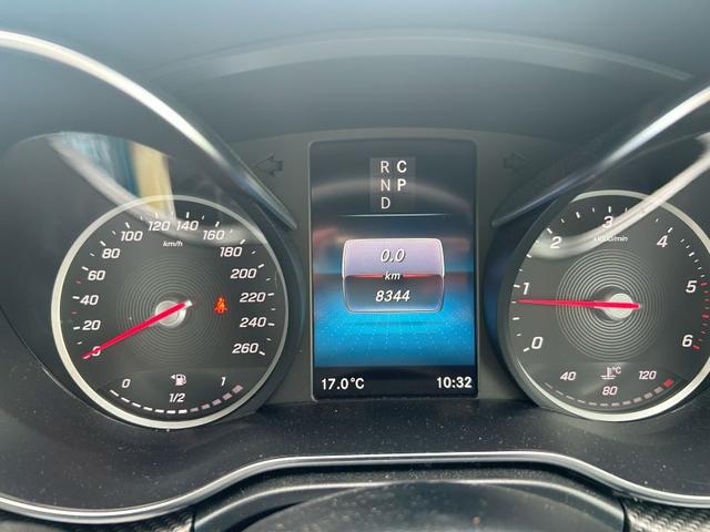 Ｖクラス Ｖ２２０　ｄ　アバンギャルド　ロング　ＡＭＧラインパッケージ　エクスクルーシブシートパッケージ　３列シート　Ｂｌｕｅｔｏｏｔｈ接続　ＥＴＣ　ＬＥＤヘッドライト　ＴＶ　アイドリングストップ　オットマン　クルーズコントロール　コネクテッド機能（23枚目）