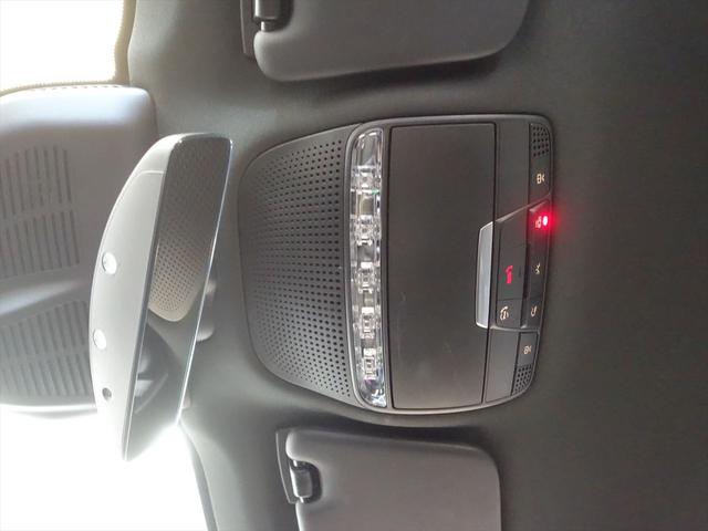 ＧＬＣ ＧＬＣ２２０　ｄ　４ＭＡＴＩＣ　スポーツラインエディション　Ｂｌｕｅｔｏｏｔｈ接続　ＥＴＣ　ＬＥＤヘッドライト　ＴＶ　アイドリングストップ　クルーズコントロール　コネクテッド機能　サイドカメラ　シートヒーター　トランクスルー　ナビ　バックモニター　パワーシート（20枚目）