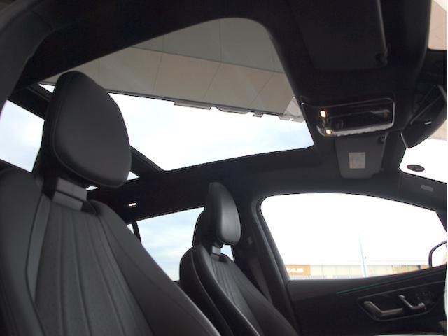 ＥＱＥ ＳＵＶ ＥＱＥ３５０　４ＭＡＴＩＣ　ＳＵＶ　ローンチエディション　Ｂｌｕｅｔｏｏｔｈ接続　ＥＴＣ　ＬＥＤヘッドライト　ＴＶ　クルーズコントロール　コネクテッド機能　サイドカメラ　サンルーフ・ガラスルーフ　シートエアコン　シートヒーター　トランクスルー　ナビ（30枚目）