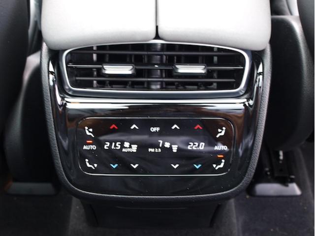 ＥＱＳ ＳＵＶ ＥＱＳ５８０　４ＭＡＴＩＣ　ＳＵＶ　スポーツ　ショーファーパッケージ　３列シート　Ｂｌｕｅｔｏｏｔｈ接続　ＥＴＣ　ＬＥＤヘッドライト　ＴＶ　クルーズコントロール　コネクテッド機能　サイドカメラ　サンルーフ・ガラスルーフ　シートエアコン（34枚目）