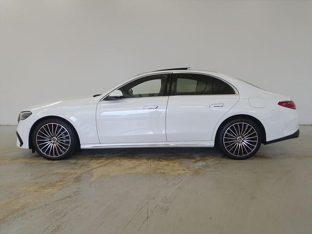 Ｅクラス Ｅ３５０　ｅ　スポーツ　エディションスター　レザーエクスクルーシブパッケージ　アドバンスドパッケージ　デジタルインテリアパッケージ　ドライバーズパッケージ　Ｂｌｕｅｔｏｏｔｈ接続　ＥＴＣ　ＬＥＤヘッドライト　ＴＶ　アイドリングストップ（5枚目）