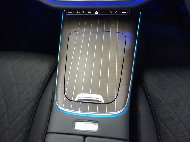 Ｅクラス Ｅ３５０　ｅ　スポーツ　エディションスター　レザーエクスクルーシブパッケージ　アドバンスドパッケージ　デジタルインテリアパッケージ　ドライバーズパッケージ　Ｂｌｕｅｔｏｏｔｈ接続　ＥＴＣ　ＬＥＤヘッドライト　ＴＶ　アイドリングストップ（16枚目）