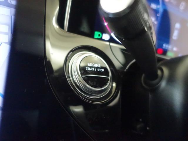 Ｅクラス Ｅ３５０　ｅ　スポーツ　エディションスター　レザーエクスクルーシブパッケージ　アドバンスドパッケージ　デジタルインテリアパッケージ　ドライバーズパッケージ　Ｂｌｕｅｔｏｏｔｈ接続　ＥＴＣ　ＬＥＤヘッドライト　ＴＶ　アイドリングストップ（31枚目）