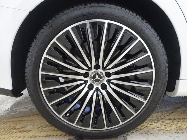 Ｅクラス Ｅ３５０　ｅ　スポーツ　エディションスター　レザーエクスクルーシブパッケージ　アドバンスドパッケージ　デジタルインテリアパッケージ　ドライバーズパッケージ　Ｂｌｕｅｔｏｏｔｈ接続　ＥＴＣ　ＬＥＤヘッドライト　ＴＶ　アイドリングストップ（36枚目）