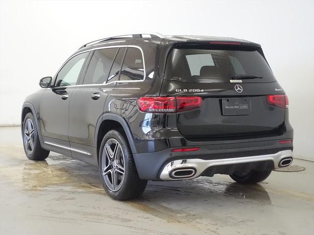 ＧＬＢ ＧＬＢ２００　ｄ　４ＭＡＴＩＣ　ＡＭＧラインパッケージ　３列シート　Ｂｌｕｅｔｏｏｔｈ接続　ＥＴＣ　ＬＥＤヘッドライト　ＴＶ　アイドリングストップ　クルーズコントロール　コネクテッド機能　サイドカメラ　サンルーフ・ガラスルーフ（4枚目）