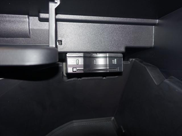 ＧＬＢ ＧＬＢ２００　ｄ　４ＭＡＴＩＣ　ＡＭＧラインパッケージ　３列シート　Ｂｌｕｅｔｏｏｔｈ接続　ＥＴＣ　ＬＥＤヘッドライト　ＴＶ　アイドリングストップ　クルーズコントロール　コネクテッド機能　サイドカメラ　サンルーフ・ガラスルーフ（21枚目）