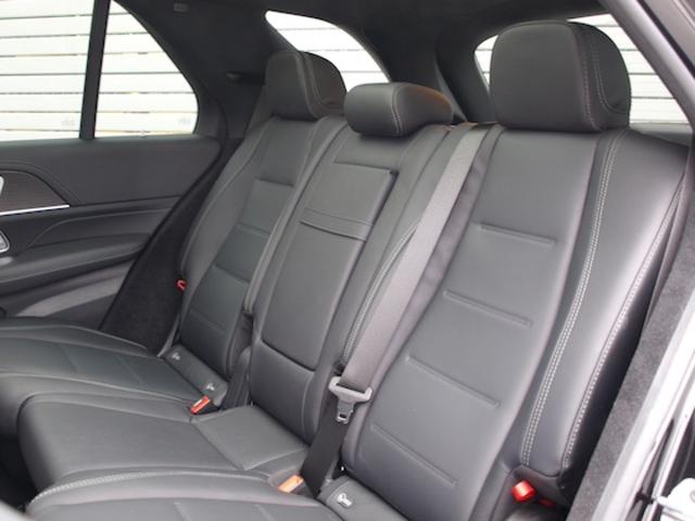 GLE GLE450 d 4MATIC スポーツ Bluetooth接続 ETC LEDヘッドライト TV アイドリングストップ クルーズコントロール コネクテッド機能 サイドカメラ サンルーフ・ガラスルーフ シートエアコン シートヒーター(11枚目)