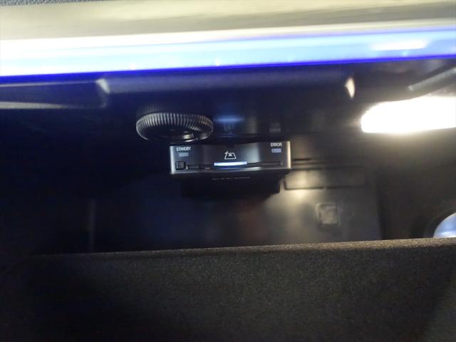 GLE GLE450 d 4MATIC スポーツ E‐ACTIVE BODY CONTROLパッケージ 3列シート Bluetooth接続 ETC LEDヘッドライト TV アイドリングストップ クルーズコントロール コネクテッド機能 サイドカメラ(21枚目)