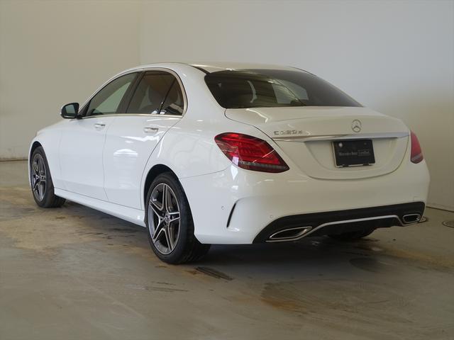 Ｃクラス Ｃ２２０　ｄ　アバンギャルド　ＡＭＧライン　レーダーセーフティパッケージ　Ｂｌｕｅｔｏｏｔｈ接続　ＥＴＣ　ＬＥＤヘッドライト　ＴＶ　アイドリングストップ　クルーズコントロール　コネクテッド機能　シートヒーター　トランクスルー　ナビ（4枚目）