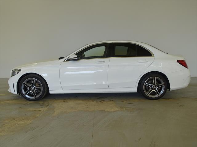 Ｃクラス Ｃ２２０　ｄ　アバンギャルド　ＡＭＧライン　レーダーセーフティパッケージ　Ｂｌｕｅｔｏｏｔｈ接続　ＥＴＣ　ＬＥＤヘッドライト　ＴＶ　アイドリングストップ　クルーズコントロール　コネクテッド機能　シートヒーター　トランクスルー　ナビ（5枚目）