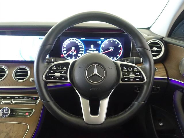 Eクラス E450 4MATIC エクスクルーシブ エクスクルーシブパッケージ Bluetooth接続 ETC LEDヘッドライト TV アイドリングストップ クルーズコントロール コネクテッド機能 サイドカメラ サンルーフ・ガラスルーフ(17枚目)