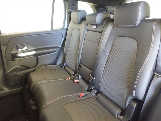 ＧＬＢ ＧＬＢ２００　ｄ　４ＭＡＴＩＣ　３列シート　Ｂｌｕｅｔｏｏｔｈ接続　ＥＴＣ　ＬＥＤヘッドライト　ＴＶ　アイドリングストップ　クルーズコントロール　コネクテッド機能　サイドカメラ　シートヒーター　トランクスルー　ナビ　バックモニター（22枚目）