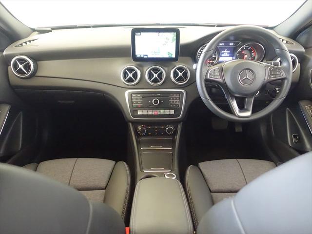 ＧＬＡクラス ＧＬＡ１８０　レーダーセーフティパッケージ　Ｂｌｕｅｔｏｏｔｈ接続　ＣＤ　ＤＶＤ再生　ＥＴＣ　ＬＥＤヘッドライト　ＴＶ　アイドリングストップ　クルーズコントロール　シートヒーター　トランクスルー　ナビ（12枚目）