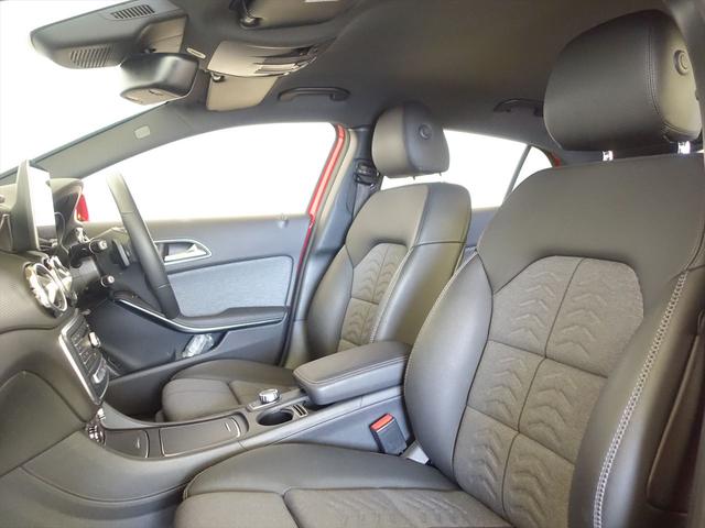 ＧＬＡクラス ＧＬＡ１８０　レーダーセーフティパッケージ　Ｂｌｕｅｔｏｏｔｈ接続　ＣＤ　ＤＶＤ再生　ＥＴＣ　ＬＥＤヘッドライト　ＴＶ　アイドリングストップ　クルーズコントロール　シートヒーター　トランクスルー　ナビ（18枚目）