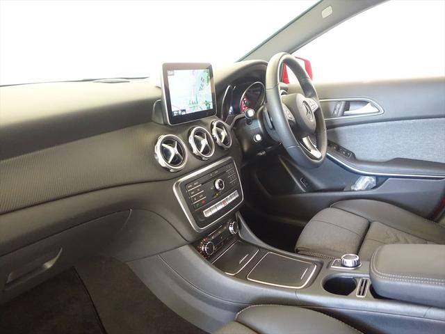 ＧＬＡクラス ＧＬＡ１８０　レーダーセーフティパッケージ　Ｂｌｕｅｔｏｏｔｈ接続　ＣＤ　ＤＶＤ再生　ＥＴＣ　ＬＥＤヘッドライト　ＴＶ　アイドリングストップ　クルーズコントロール　シートヒーター　トランクスルー　ナビ（19枚目）