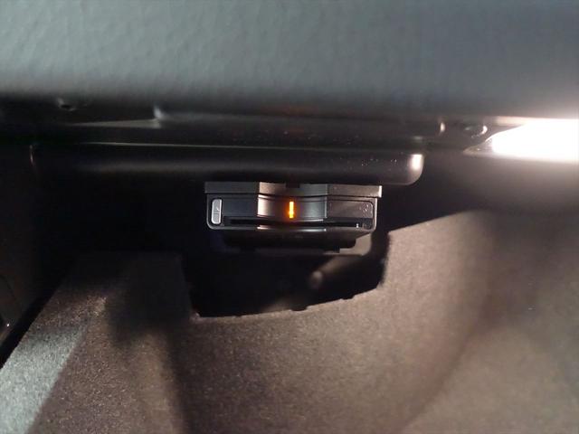 ＧＬＡクラス ＧＬＡ１８０　レーダーセーフティパッケージ　Ｂｌｕｅｔｏｏｔｈ接続　ＣＤ　ＤＶＤ再生　ＥＴＣ　ＬＥＤヘッドライト　ＴＶ　アイドリングストップ　クルーズコントロール　シートヒーター　トランクスルー　ナビ（21枚目）