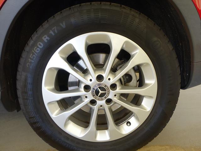 ＧＬＡクラス ＧＬＡ１８０　レーダーセーフティパッケージ　Ｂｌｕｅｔｏｏｔｈ接続　ＣＤ　ＤＶＤ再生　ＥＴＣ　ＬＥＤヘッドライト　ＴＶ　アイドリングストップ　クルーズコントロール　シートヒーター　トランクスルー　ナビ（31枚目）