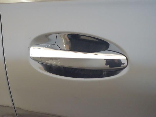 ＧＬＥ ＧＬＥ４５０　ｄ　４ＭＡＴＩＣ　スポーツ　３列シート　Ｂｌｕｅｔｏｏｔｈ接続　ＥＴＣ　ＬＥＤヘッドライト　ＴＶ　アイドリングストップ　クルーズコントロール　コネクテッド機能　サイドカメラ　サンルーフ・ガラスルーフ　シートエアコン（28枚目）