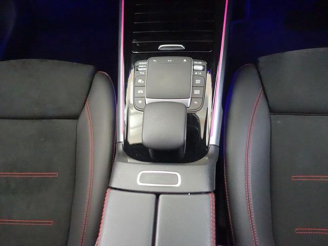 ＧＬＢ ＧＬＢ２００　ｄ　４ＭＡＴＩＣ　ＡＭＧライン　ナビゲーションパッケージ　３列シート　Ｂｌｕｅｔｏｏｔｈ接続　ＥＴＣ　ＬＥＤヘッドライト　ＴＶ　アイドリングストップ　クルーズコントロール　コネクテッド機能　サイドカメラ　シートヒーター（16枚目）