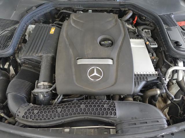 Ｃクラス Ｃ１８０　アバンギャルド　ＡＭＧライン　レーダーセーフティパッケージ　ベーシックパッケージ　Ｂｌｕｅｔｏｏｔｈ接続　ＥＴＣ　ＬＥＤヘッドライト　ＴＶ　アイドリングストップ　クルーズコントロール　シートヒーター　トランクスルー　ナビ（9枚目）