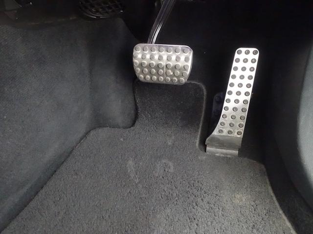 Ｃクラス Ｃ１８０　アバンギャルド　ＡＭＧライン　レーダーセーフティパッケージ　ベーシックパッケージ　Ｂｌｕｅｔｏｏｔｈ接続　ＥＴＣ　ＬＥＤヘッドライト　ＴＶ　アイドリングストップ　クルーズコントロール　シートヒーター　トランクスルー　ナビ（26枚目）