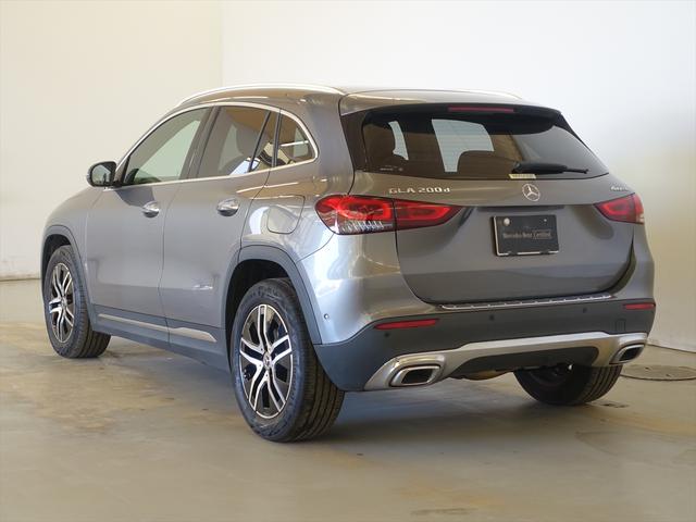 全国サービスネットワーク：経験豊富なメカニックが、万一の故障や不具合の修理・日常点検・車検・ボディリペアまで素早く対応。信頼性と安全と性能は、全国に広がる「ヤナセネットワーク」がお守りします。