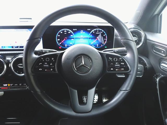 Ａクラス Ａ１８０　スタイル　レーダーセーフティーパッケージ　ナビゲーションパッケージ　Ｂｌｕｅｔｏｏｔｈ接続　ＥＴＣ　ＬＥＤヘッドライト　ＴＶ　アイドリングストップ　クルーズコントロール　コネクテッド機能　シートヒーター（13枚目）