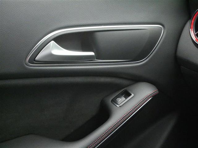 CLA250 シュポルト 4MATIC 2年保証(13枚目)
